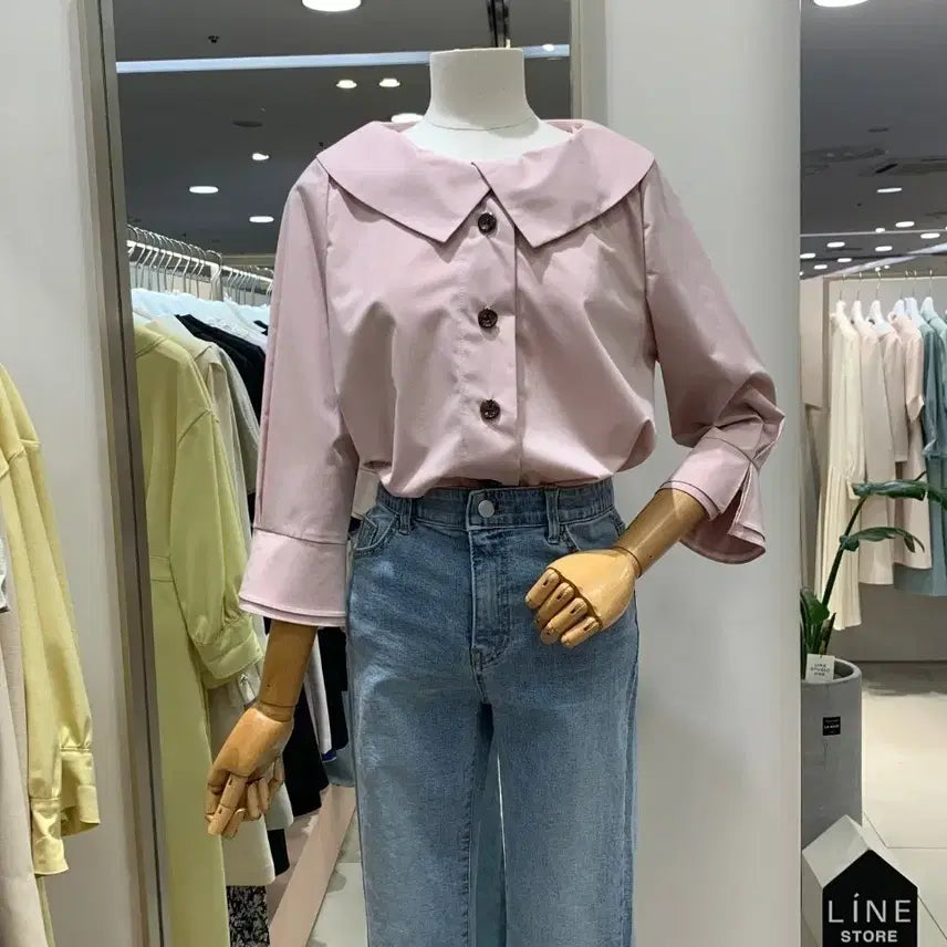 [SOLD OUT] LINE 브랜드 블라우스(새상품)