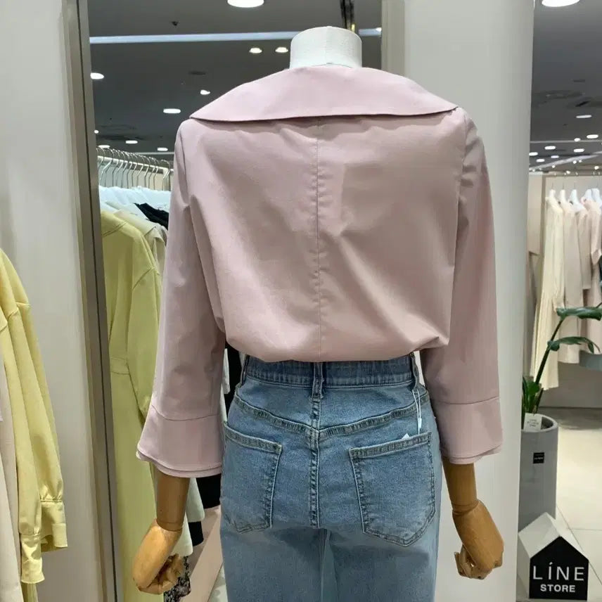 [SOLD OUT] LINE 브랜드 블라우스(새상품)