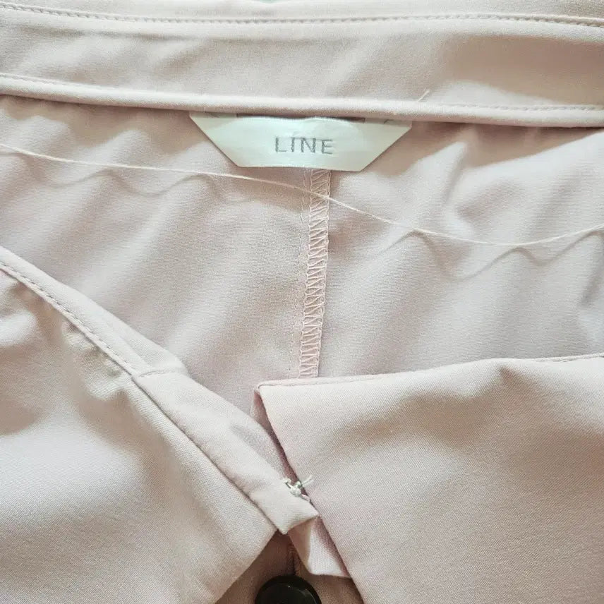 [SOLD OUT] LINE 브랜드 블라우스(새상품)
