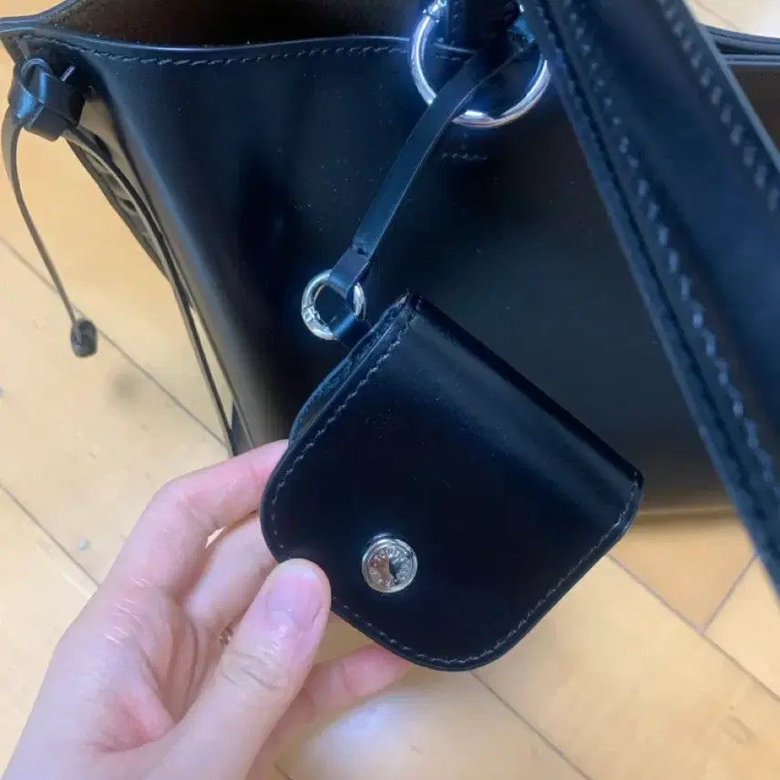 [BUNJANG] toutyest Tresebag Small Handbag / 투티에 toutyest 트레세백