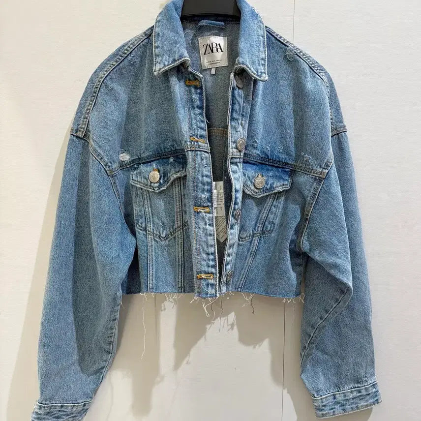 [BUNJANG] ZARA Cropped Denim Jacket Light Wash (New) / 자라 크롭 데님자켓 연청 워싱 / 미착용 새상품