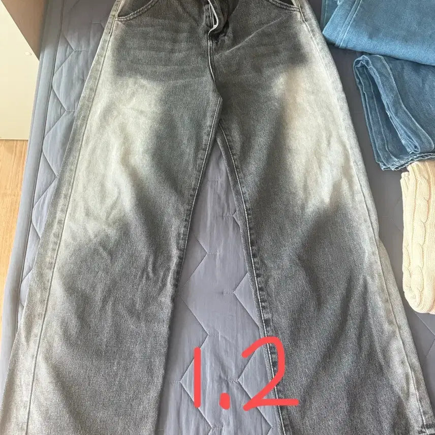 [BUNJANG] Polo Denim Pants Bundle Set / 워싱 데님 팬츠 청바지 폴로 니트