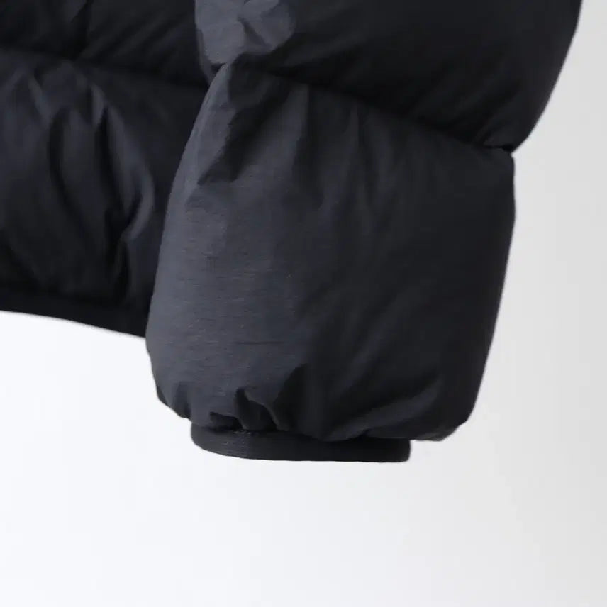 [BUNJANG] Stone Island Seamless Tunnel Hooded Padded Jacket Black L / 스톤아일랜드 심리스터널 후드 패딩 블랙 L팝니다.