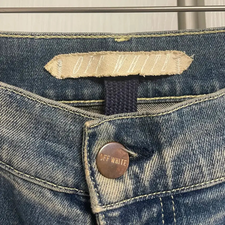 [BUNJANG] Off-White Cutting Jeans / 오프화이트 커팅진
