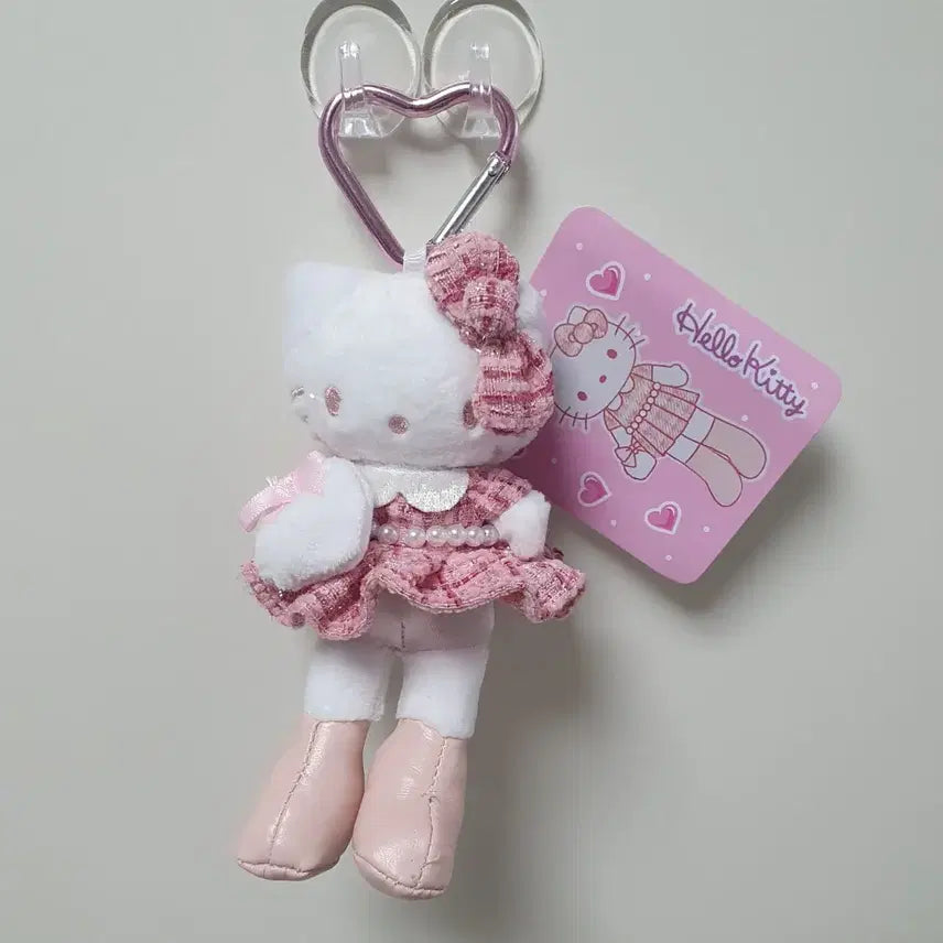 [BUNJANG] Hello Kitty Tweed Doll Keychain / 헬로키티 트위드 인형 키링