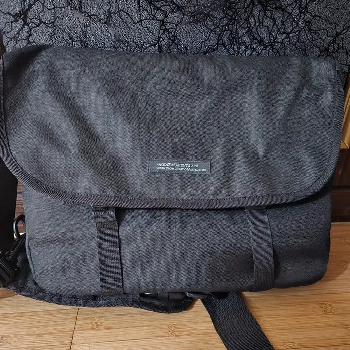 [BUNJANG] Black Messenger Bag / 블랙 메신저백 크로스백 노트북가방 서류가방