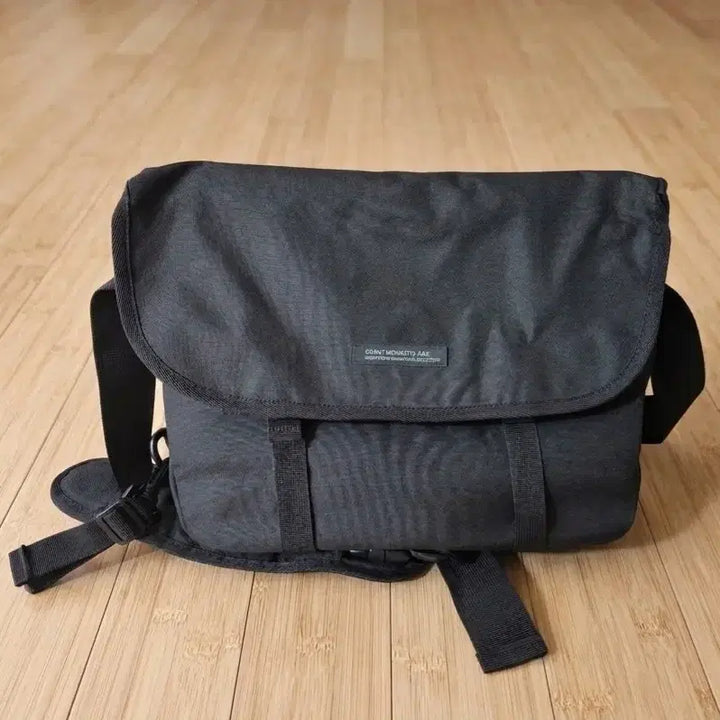 [BUNJANG] Black Messenger Bag / 블랙 메신저백 크로스백 노트북가방 서류가방