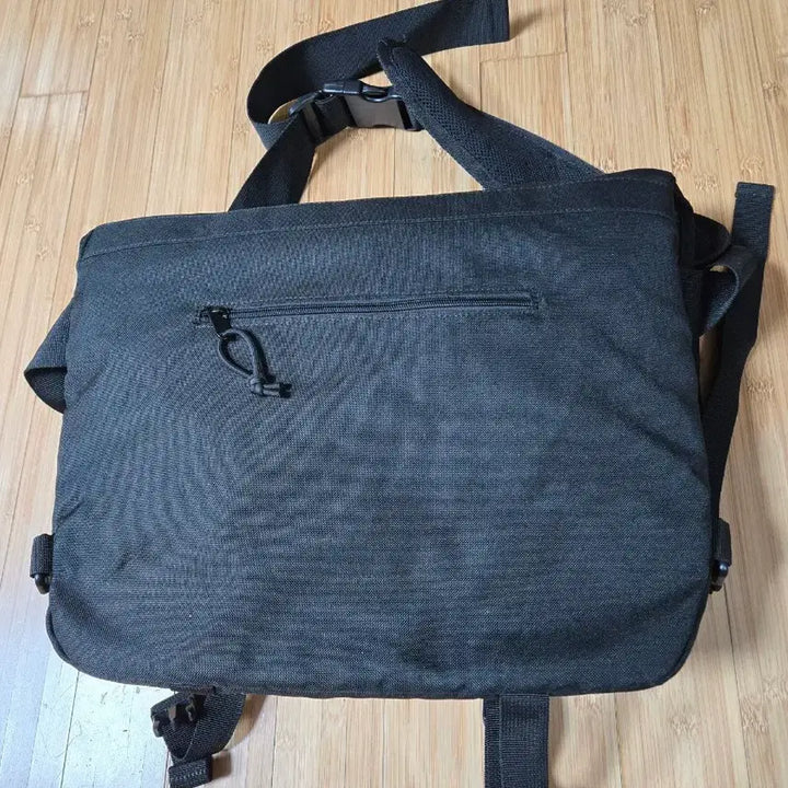 [BUNJANG] Black Messenger Bag / 블랙 메신저백 크로스백 노트북가방 서류가방