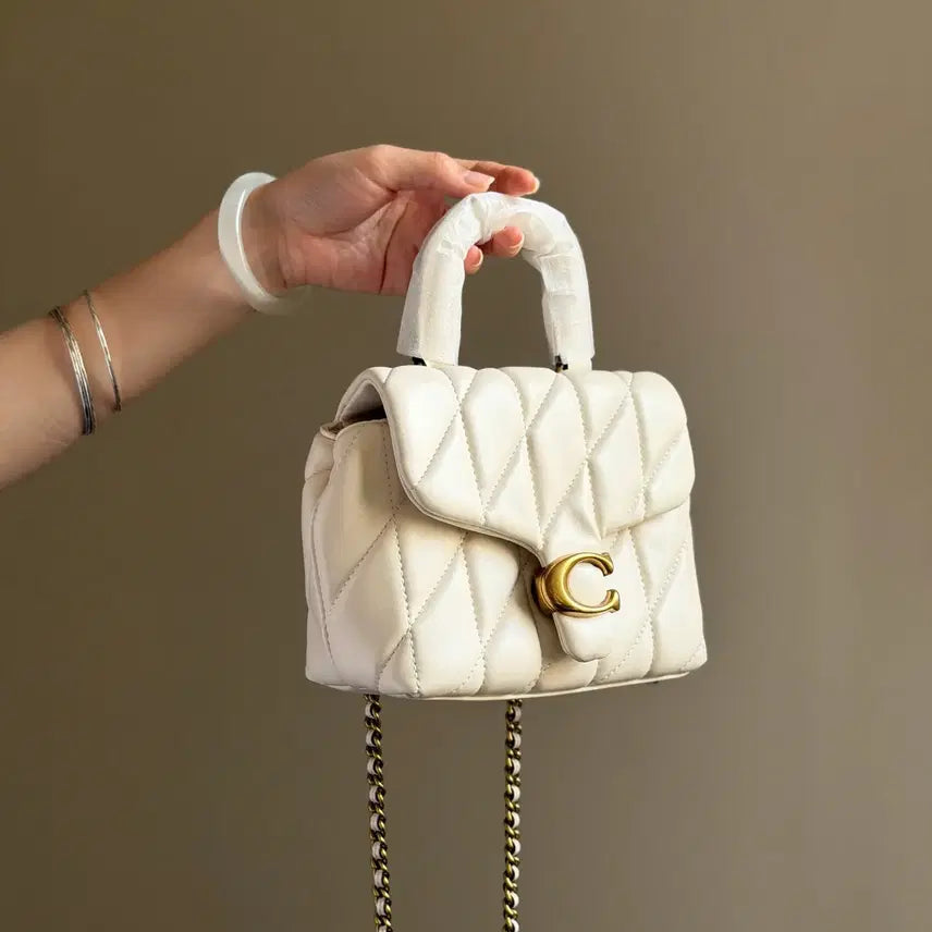 [BUNJANG] Coach Tevi Top Handle Bag with Quilting CCC12 White / 코치 테비 탑 핸들백 위드 퀄팅 CCC12 화이트 새상품