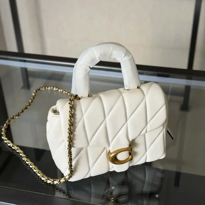 [BUNJANG] Coach Tevi Top Handle Bag with Quilting CCC12 White / 코치 테비 탑 핸들백 위드 퀄팅 CCC12 화이트 새상품