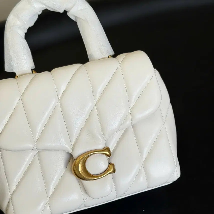 [BUNJANG] Coach Tevi Top Handle Bag with Quilting CCC12 White / 코치 테비 탑 핸들백 위드 퀄팅 CCC12 화이트 새상품