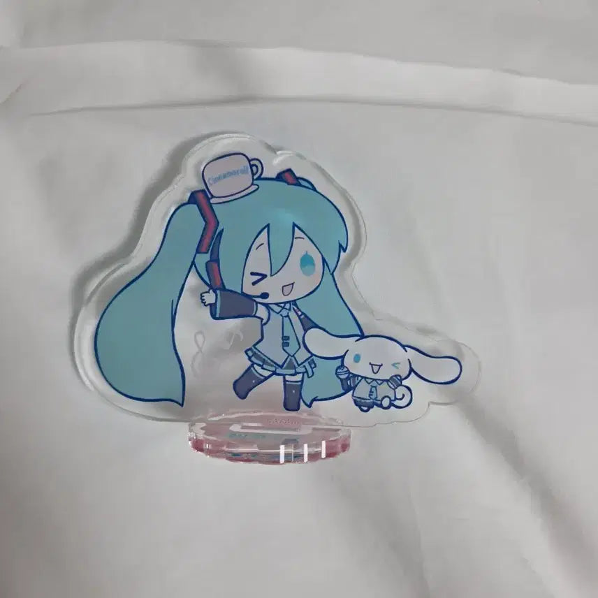 [BUNJANG] Vocaloid Hatsune Miku Sanrio Cinnamoroll Acrylic Stand / 보컬로이드 하츠네 미쿠 산리오 콜라보 시나모롤 아크릴 스탠드
