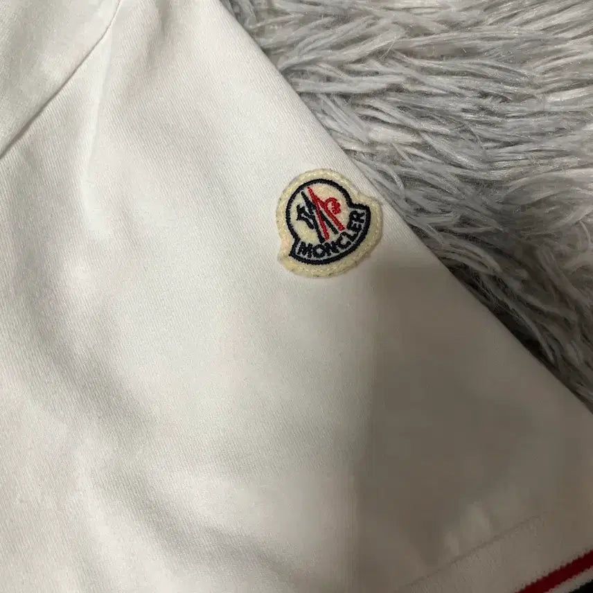 [BUNJANG] Moncler Slim Fit Short Sleeve Shirt / [22ss/Ssize] 몽클레어 슬림핏 반팔