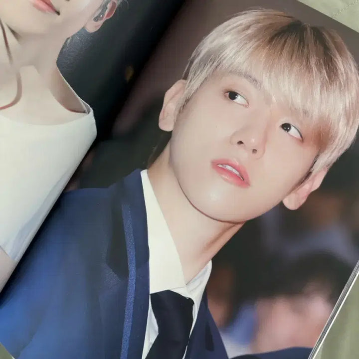 [BUNJANG] EXO Baekhyun Exhibition Photobook / EXO 백현 전시회 도록