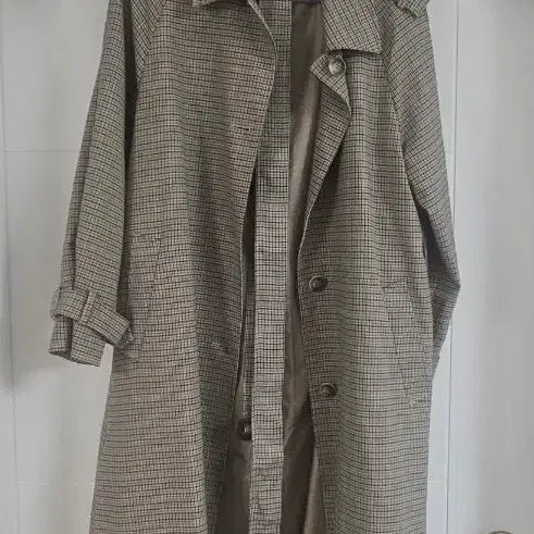 [BUNJANG] Line Spring Coat Size 55 / 라인 봄코트 55사이즈