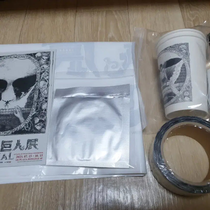 [BUNJANG] Attack on Titan Final in Seoul Goods Bundle Set / 진격의거인(진격의거인전 서울) Final in Seoul 굿즈 세트