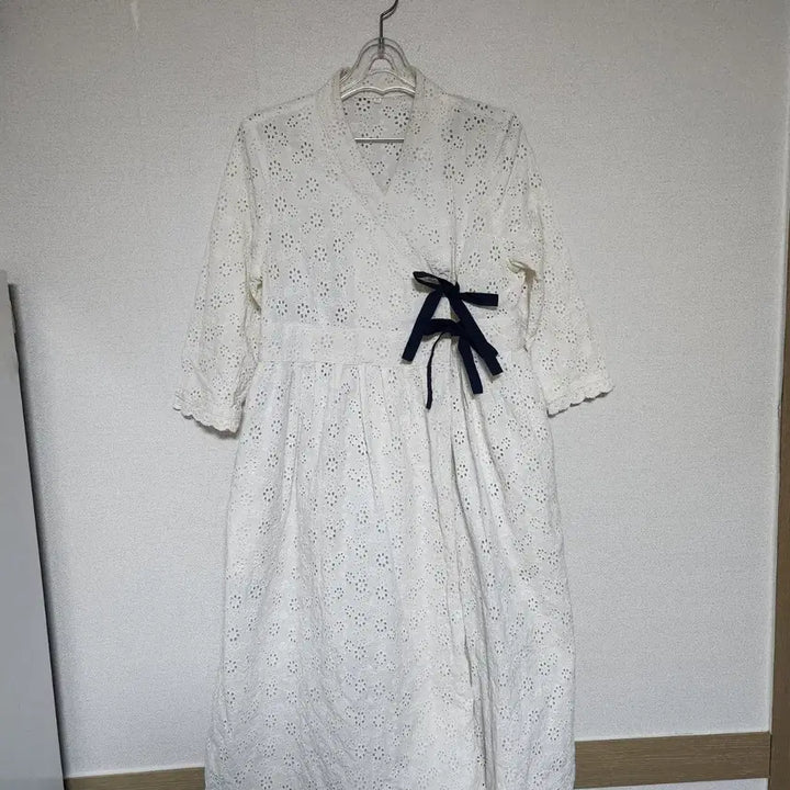 [BUNJANG] Lace Punching Cheollik Hanbok Slim Size 77 / 레이스 펀칭 철릭 생활한복 슬림77