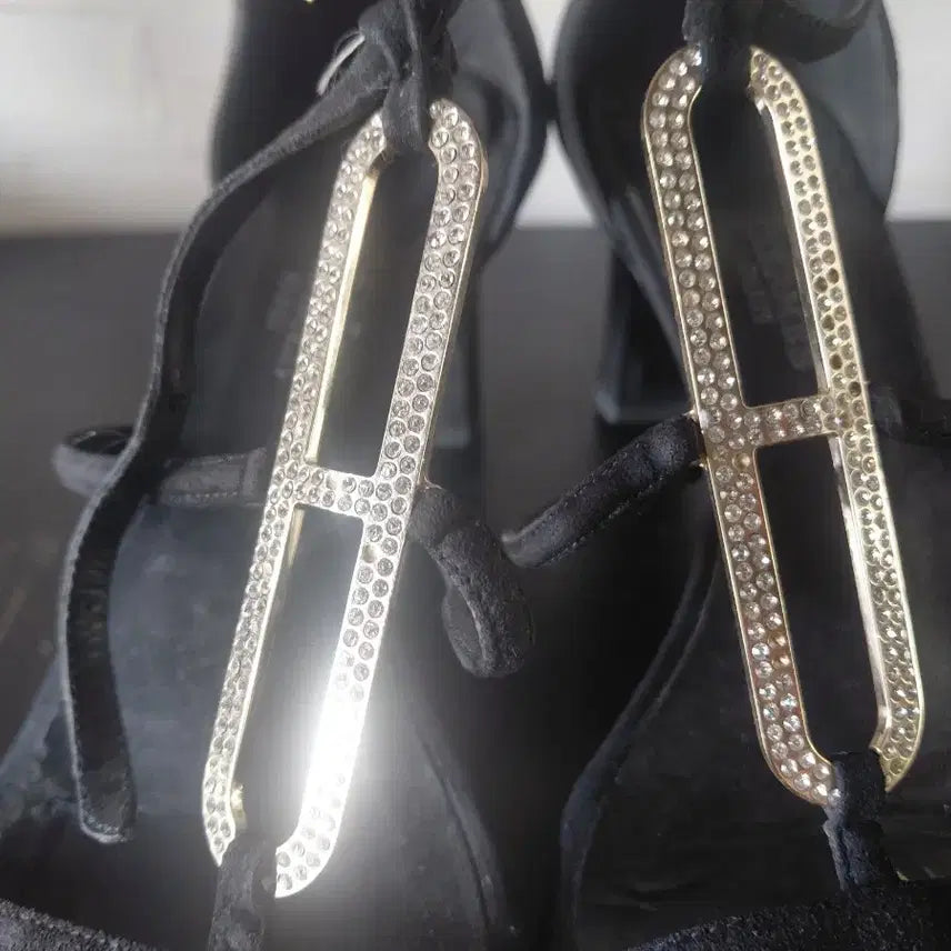 [BUNJANG] Hermes Black Suede Sandals / 에르메스 블랙 샌들 스웨이드 H 장식 38 1/2