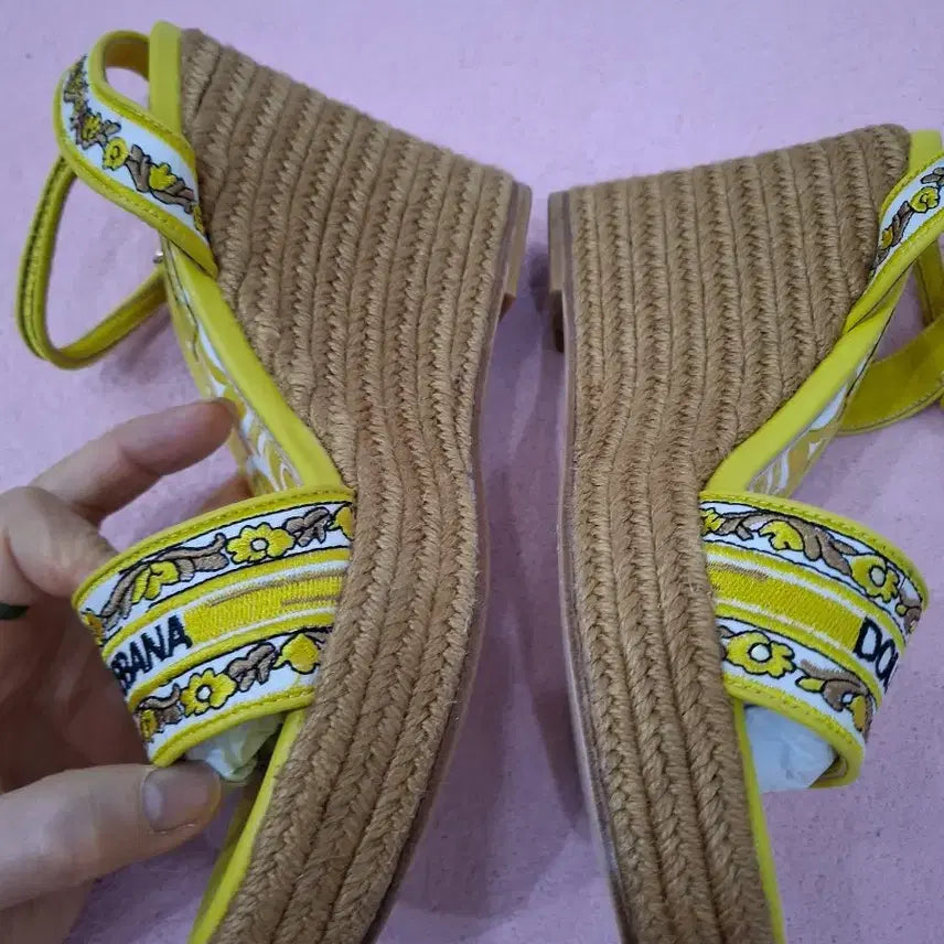 [BUNJANG] Dolce &amp; Gabbana Yellow Sandals / 돌체앤가바나 옐로우 샌들 슬리퍼