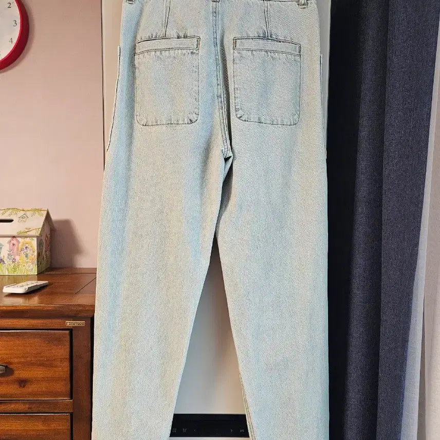 [SOLD OUT] 써스데이아일랜드 데님 바지 S