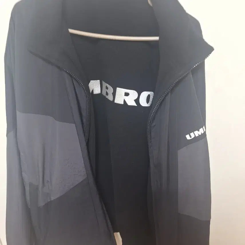 [BUNJANG] UP421CJKN1 Reversible Fleece Woven Set Up Jacket and Pants / 리버시블플리스우븐셋업바람막이자켓UP421CJKN1바지포함