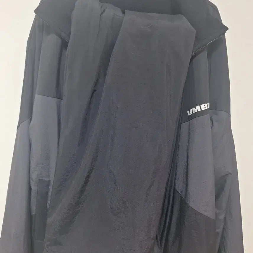 [BUNJANG] UP421CJKN1 Reversible Fleece Woven Set Up Jacket and Pants / 리버시블플리스우븐셋업바람막이자켓UP421CJKN1바지포함