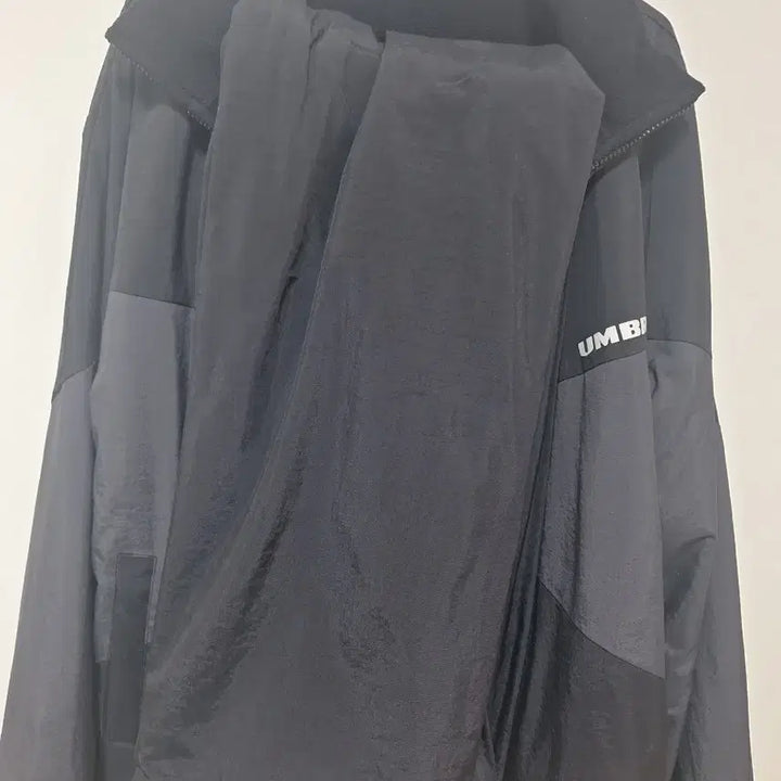 [BUNJANG] UP421CJKN1 Reversible Fleece Woven Set Up Jacket and Pants / 리버시블플리스우븐셋업바람막이자켓UP421CJKN1바지포함