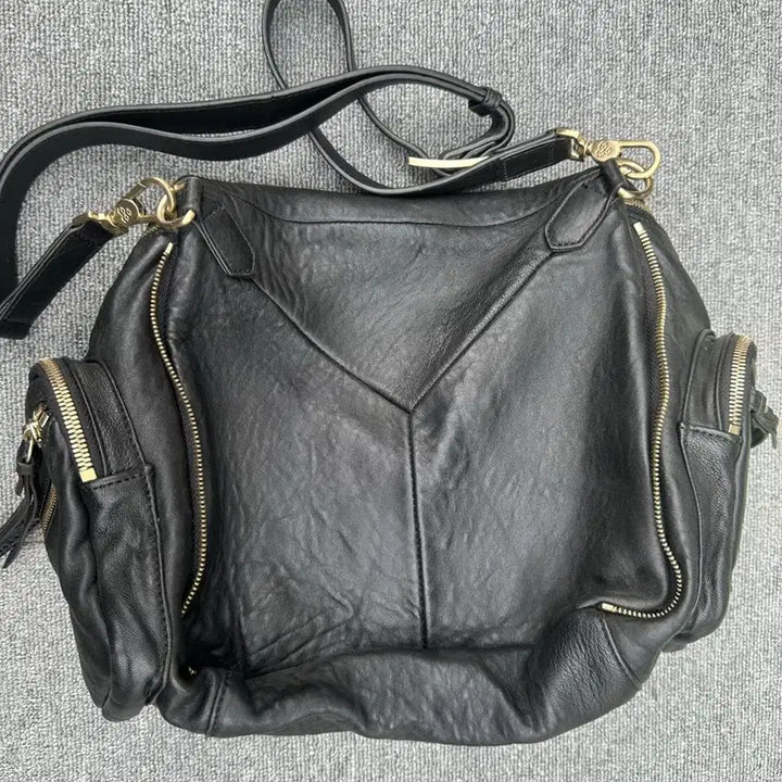 [BUNJANG] FINN ESKER Black Lambskin Shoulder Bag &amp; Crossbody / S핀에스커(FINN ESKER) 블랙 양가죽 숄더백 겸 크로스 판매합니다