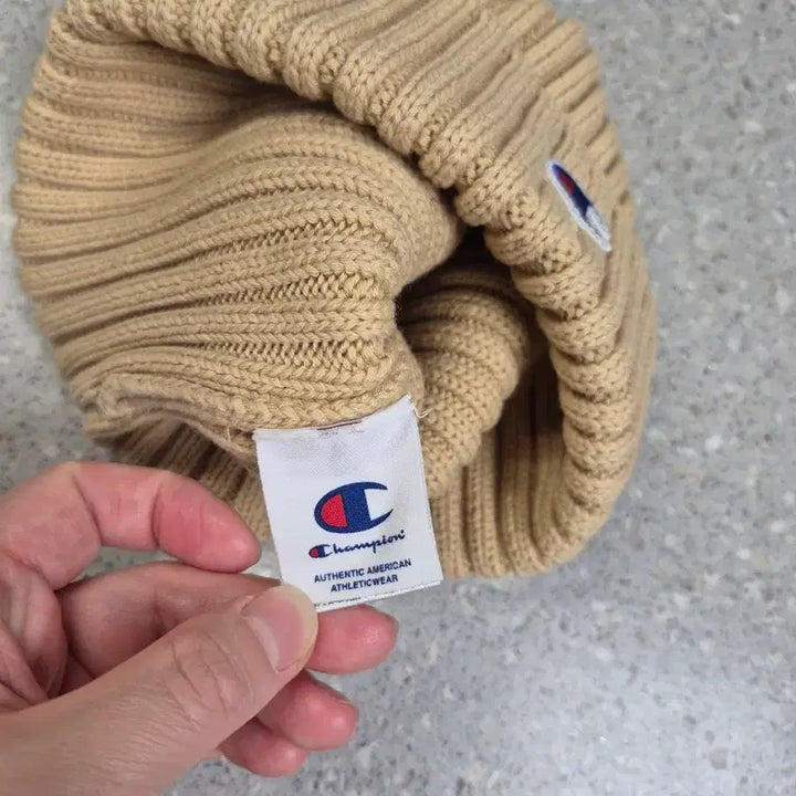 [BUNJANG] Champion Unisex Beanie Beige / [챔피온]남녀공용 비니 판매합니다(사이즈: 57~59cm/색상: 베이지)