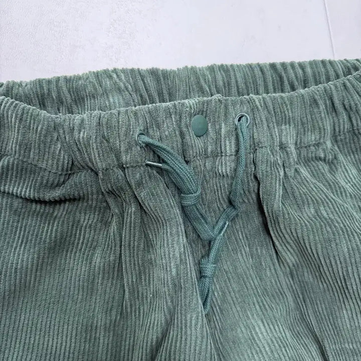 [BUNJANG] Whideout Corduroy Bending Pants - Green / whideout 와이드아웃 코듀로이 밴딩 팬츠 그린