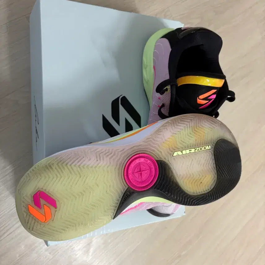 [SOLD OUT] 나이키 루카4 곤피싱 270mm