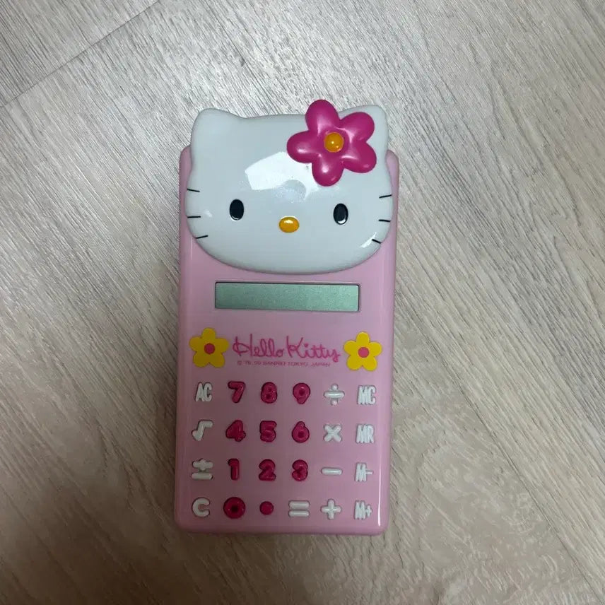 [BUNJANG] Kitty Kao Hana Calculator (Non-Functional) / 키티 카오하나 계산기(작동x)