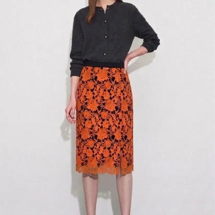 [SOLD OUT] MSGM 레이스자수 하이웨스트 스커트 44사이즈