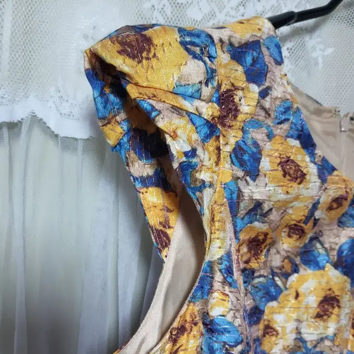 [BUNJANG] Satin Floral Pattern Midi Dress / 샤틴 Satin 플라워 패턴 원피스