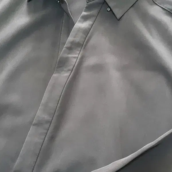[BUNJANG] Allegri Half-Button Shirt / 알레그리 카라 히든 하프버튼 셔츠 판매해요