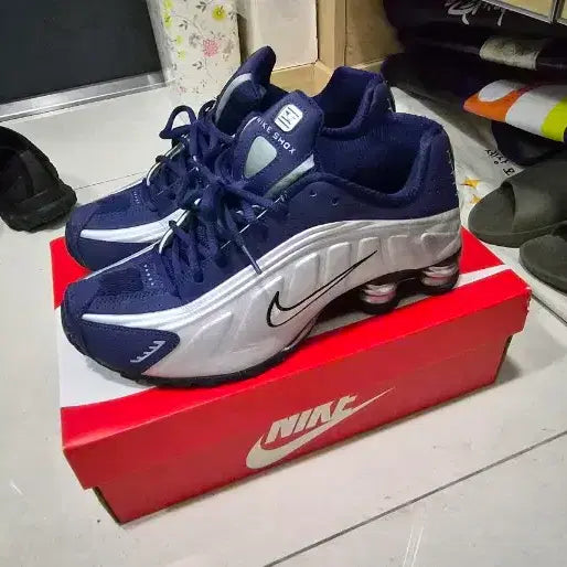 [BUNJANG] Nike Shox R4 Blue Void Metallic Silver / (W) 나이키 샥스 R4 블루 보이드 메탈릭 실버
