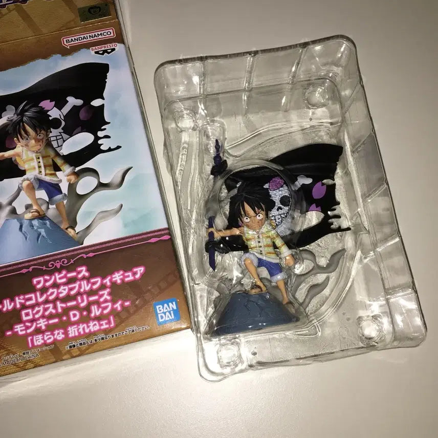 [BUNJANG] One Piece World Collectible Luffy Figure / 원피스 월드 콜렉터블 루피 피규어