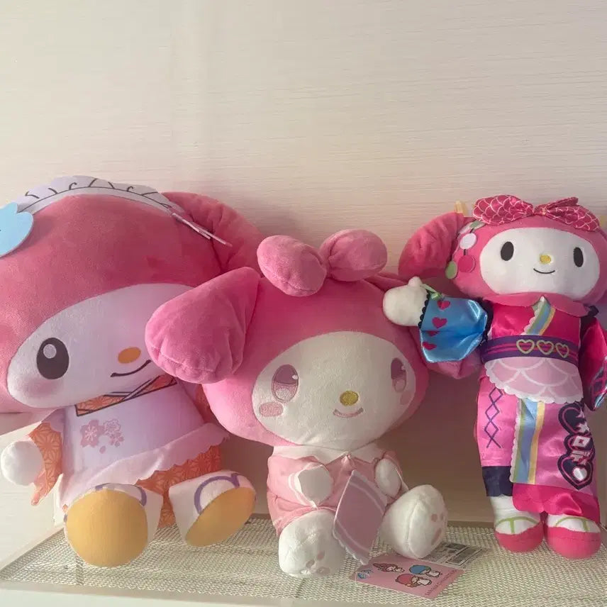 [BUNJANG] Sanrio My Melody Kimono &amp; Maid Outfit Doll Set / 일본 마이멜로디 인형 세트