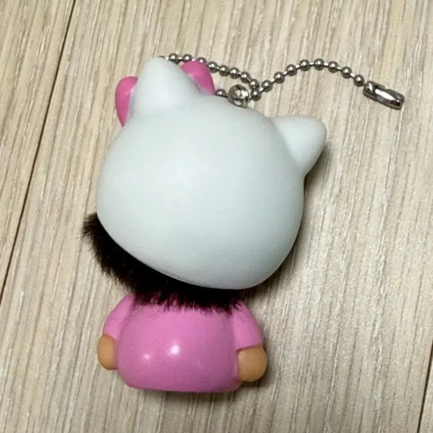 [BUNJANG] Hello Kitty Monchhichi Sitting Keychain / 앉은 키티 몬치치 키링