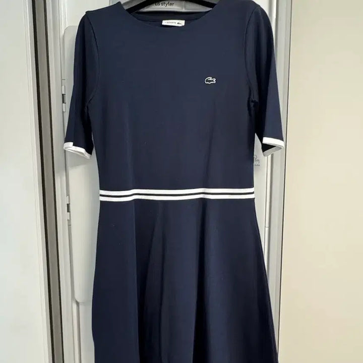 [BUNJANG] Lacoste Midi Dress (Navy, 36) / 라코스테 미디 원피스(네이비, 36)