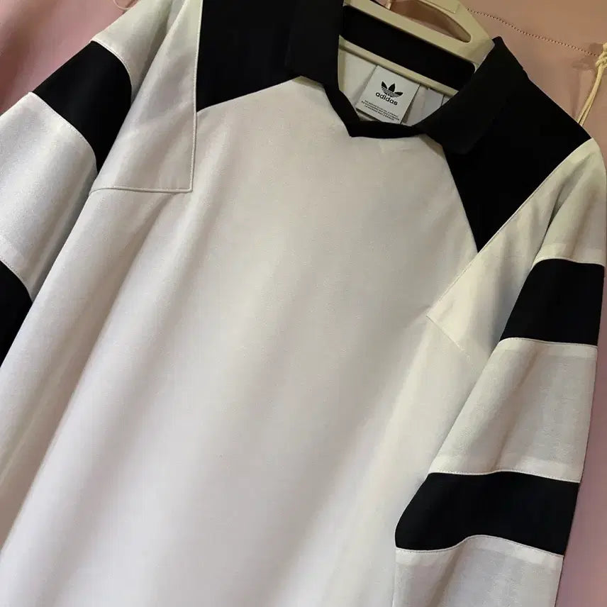 [BUNJANG] Adidas Long Sleeve Polo Shirt - Black &amp; White / <새상품> 아디다스 카라 티셔츠 아디다스 긴팔티 아디다스 블랙 화이트