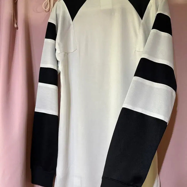 [BUNJANG] Adidas Long Sleeve Polo Shirt - Black &amp; White / <새상품> 아디다스 카라 티셔츠 아디다스 긴팔티 아디다스 블랙 화이트