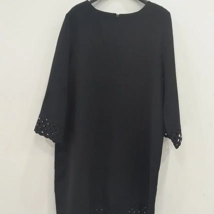 [BUNJANG] Black Punching Lace Half Sleeve Dress / 블랙 펀칭 레이스 반팔 원피스