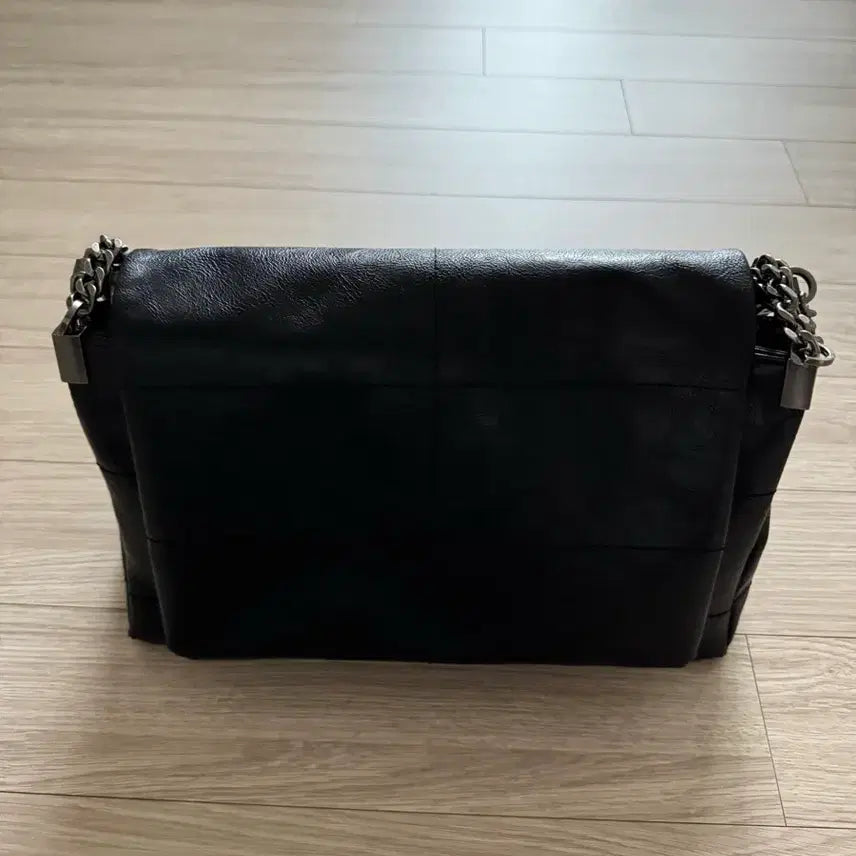[BUNJANG] Black Leather Chain Shoulder Bag / 블랙 레더 체인 숄더백