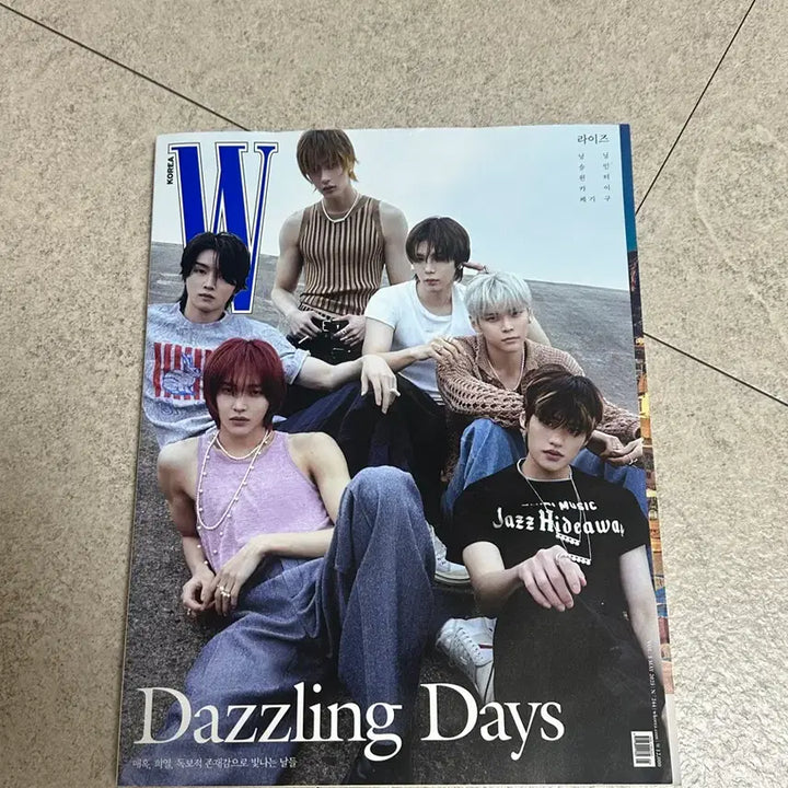[SOLD OUT] 라이즈 더블유코리아 잡지