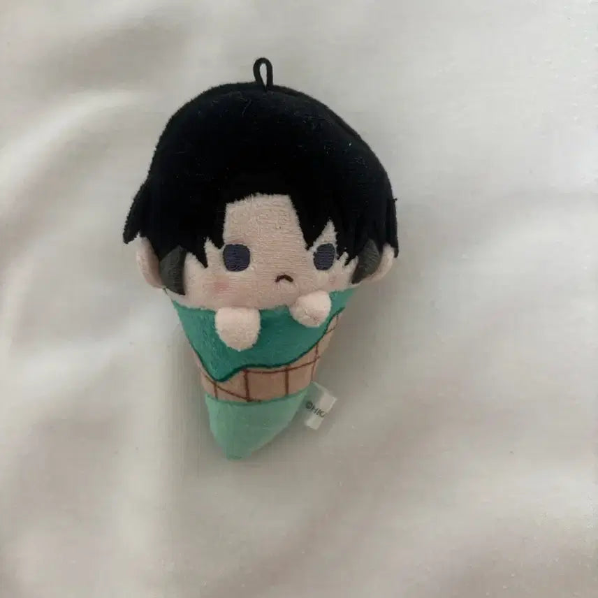 [SOLD OUT] 진격거 진격의 거인 리바이 누이 타피누이 아이스크림 인형
