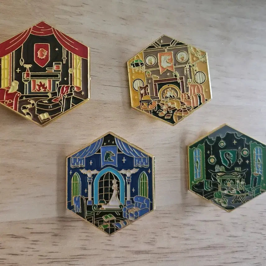 [BUNJANG] Harry Potter Metal Pin Badge Set / 해리포터 메탈 핀뱃지 4개 세트