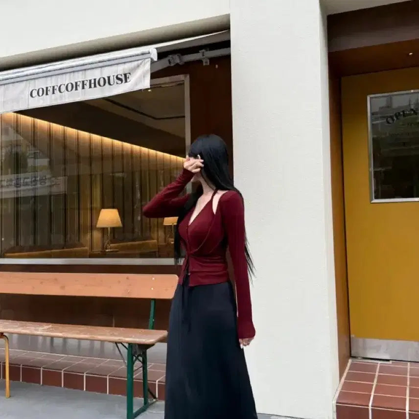 [BUNJANG] Burgundy Halter Top &amp; Cardigan Set (Attached) / 버건디 홀터나시 + 가디건 세트 (일체형)새상품