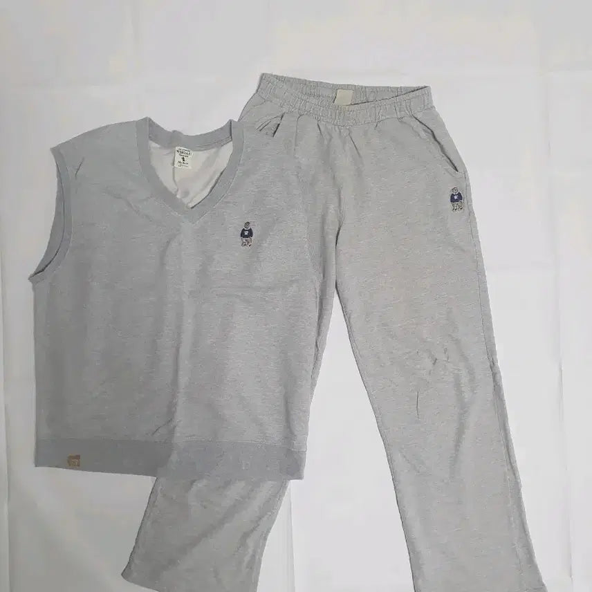 [BUNJANG] Who.A.U Steve Vest &amp; Wide Pants Set / 후아유 스티브 조끼&amp;와이드팬츠
