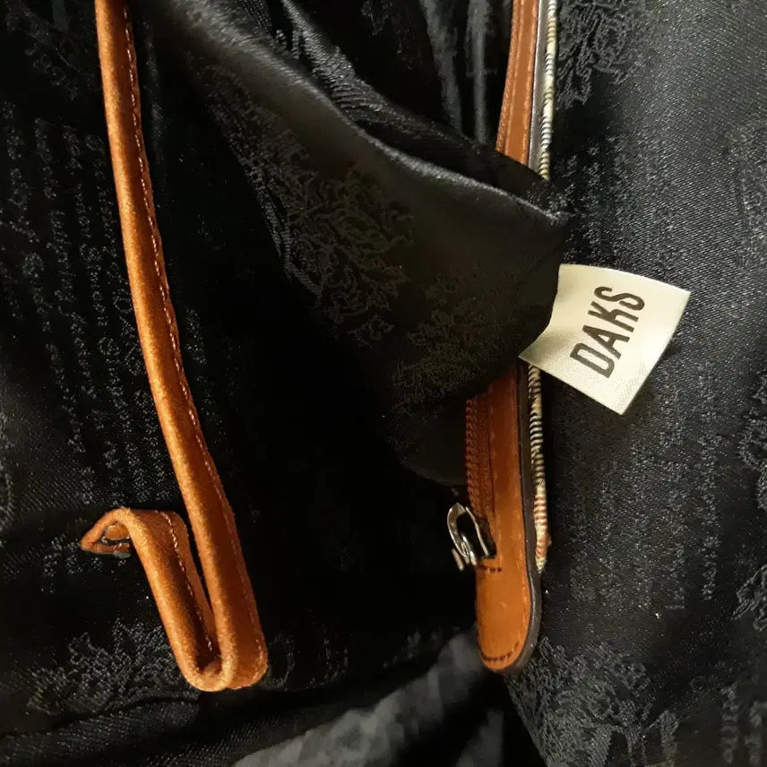 [BUNJANG] DAKS Leather Backpack / 닥스 백팩 DAKS 가방